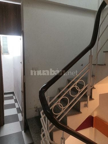 Cho thuê phòng tầng 2 3 4 DT 25m2 ở 38 Trần Tử Bình, Q. Cầu Giấy