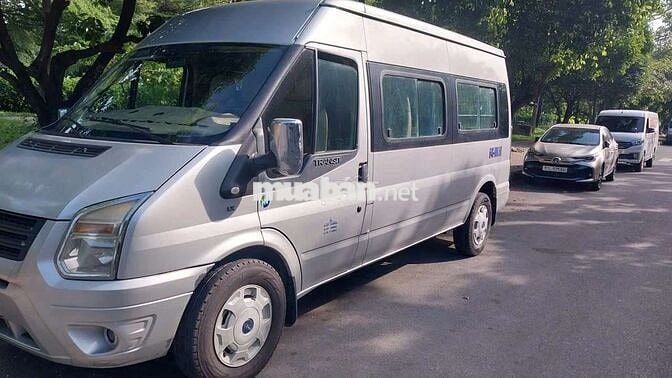 Ford Transit 2015 Van 6 ghế 900kg chạy giờ cấm