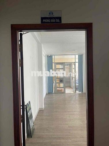 Chính chủ bán góc 2MT Hiền Vương