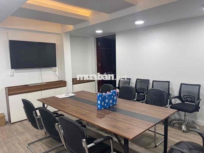 Chính chủ bán góc 2MT Hiền Vương