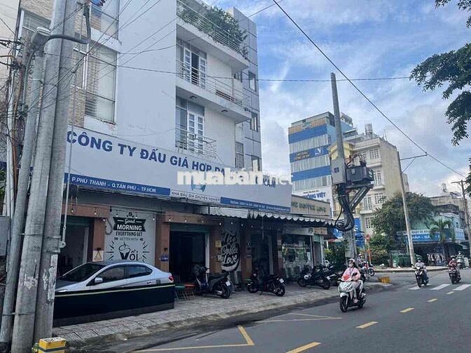 Chính chủ bán góc 2MT Hiền Vương