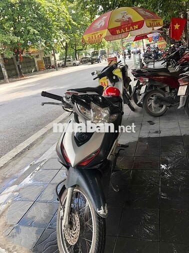 Nhà thừa cần bán