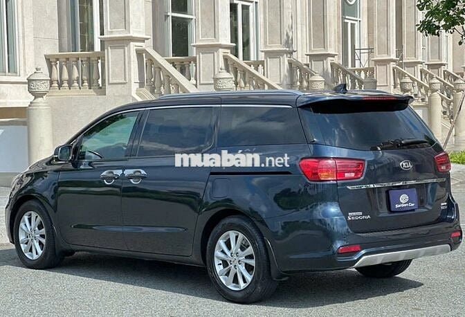 Kia Sedona 2021 2.2 DAT LUXURY - 68000 km