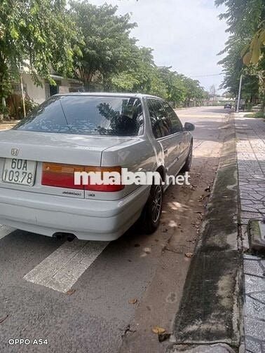 Accord 1991. Cửa sổ trời