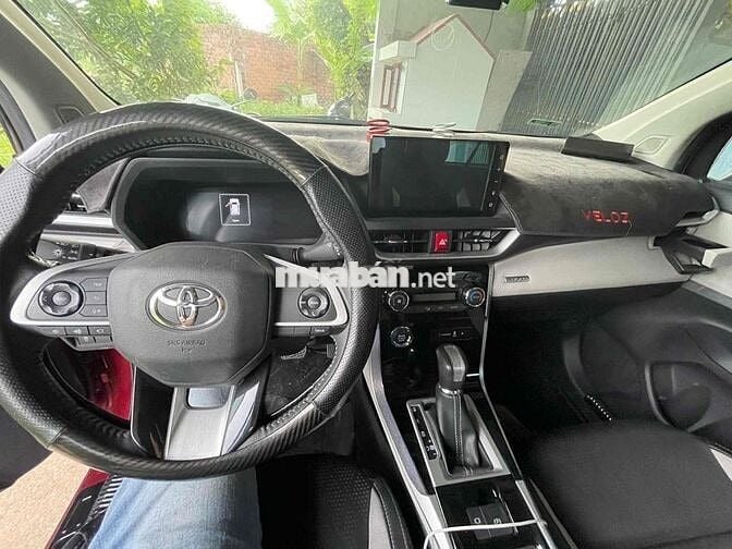 Toyota Veloz Cross 2022 CVT Top - 30 km