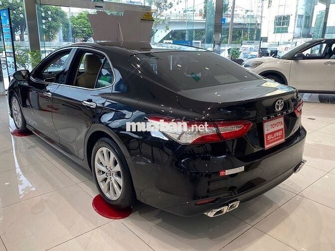 Toyota Camry 2019 2.0G - chính chủ - Bh chính hãng