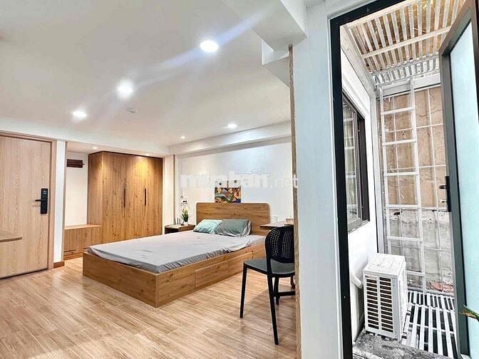 CHO THUÊ STUDIO BAN CÔNG CỬA SỔ 30m2 NGAY THÀNH THÁI
