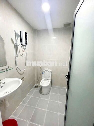 Nhà mới 2 phòng 3 máy lạnh hẻm CMT8