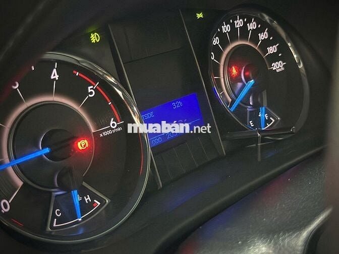 Toyota Fortuner 2019 2.4G 4x2 MT - 20000 km