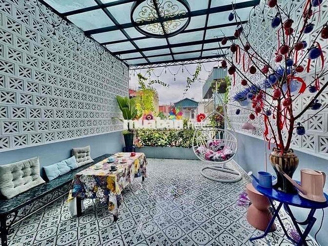 Siêu phẩm lõi quận Hai Bà, phố Hồng Mai, ngõ thông, nội thất xịn, 40m2