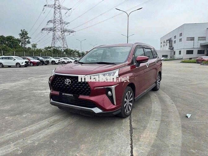 Toyota Veloz Cross 2022 CVT Top - 30 km