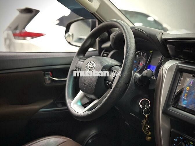 Toyota Fortuner 2019 2.4G 4x2 MT - 20000 km
