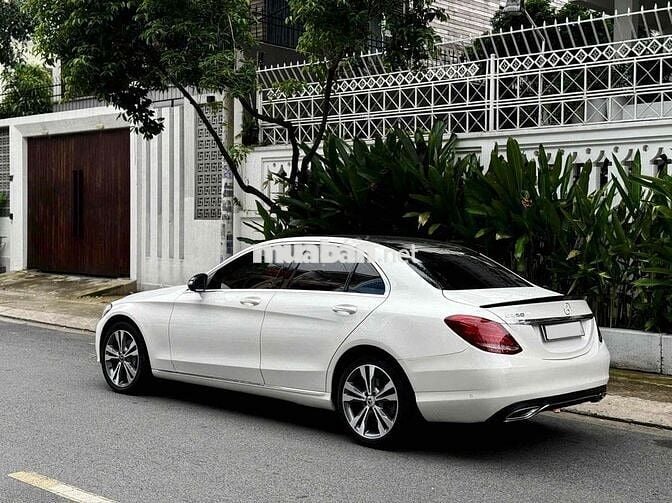 Mercedes Benz C250 Exclusive model 2018