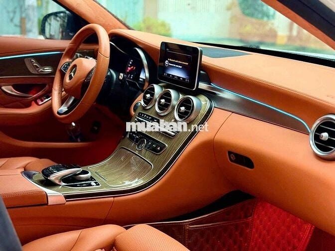 Mercedes Benz C250 Exclusive model 2018