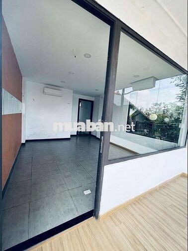 Văn phòng 36m² – 10 triệu/tháng, tại 24-26 Phạm Văn Đồng, Gò Vấp