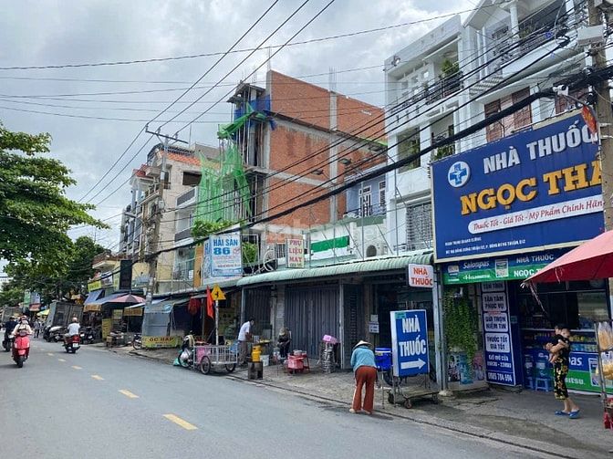Bán nhà mặt tiền đường Đông Hưng Thuận 02 - 8mX21m, ngay chợ Cây Sộp 