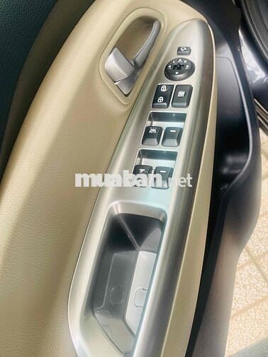 Kia Rio 2015 1.4 AT Hatchback - 55 km
