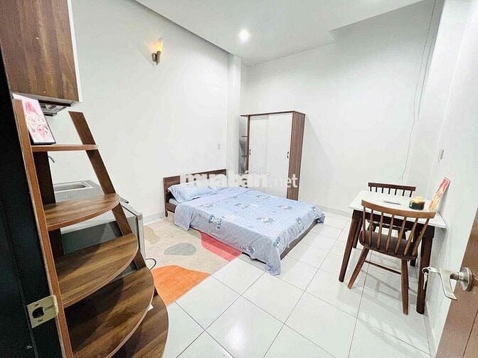 Phòng có full nội thất - Ngay cầu chữ Y - Gần đại học Sài Gòn