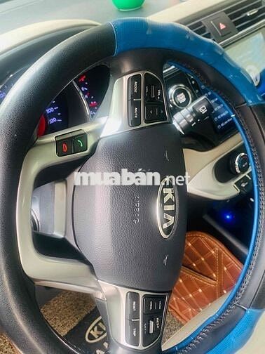 Kia Rio 2015 1.4 AT Hatchback - 55 km