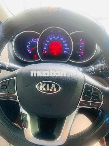 Kia Rio 2015 1.4 AT Hatchback - 55 km