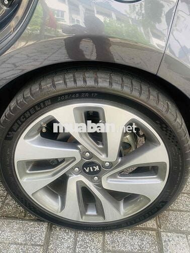 Kia Rio 2015 1.4 AT Hatchback - 55 km