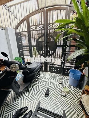 BÁN NHÀ 2TẦNG,HẺM XE HƠI ĐẬU CỬA,64M²,GẦN TRƯỜNG HỌC QUỐC TẾ NAM VIỆT