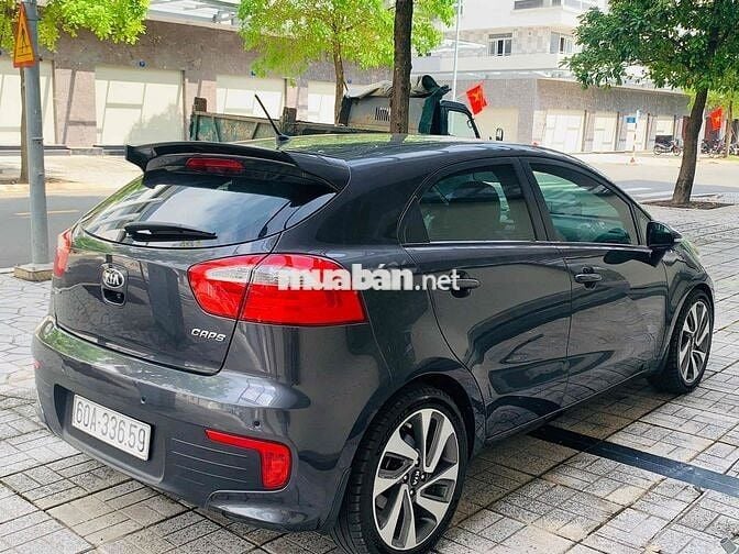 Kia Rio 2015 1.4 AT Hatchback - 55 km