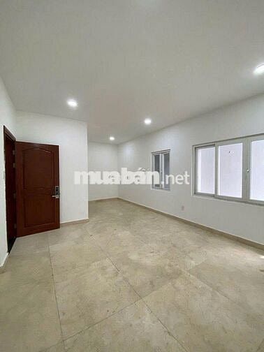 CHO THUÊ NHÀ MẶT TIỀN ĐƯỜNG TÂN HẢI, QUẬN TÂN BÌNH,HÂM TRỆT 5 LẦU,PCCC