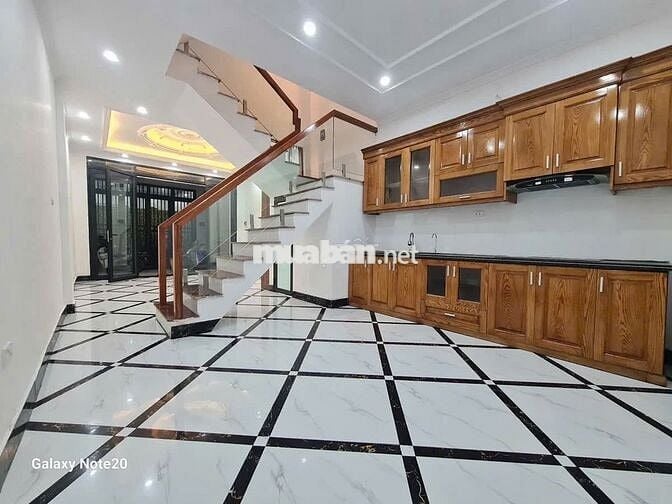 Bán Nhà Kẻ Vẽ Bắc Từ Liêm Gần HV Tài Chính 35m 5 Tầng. Giá 6.5 Tỷ