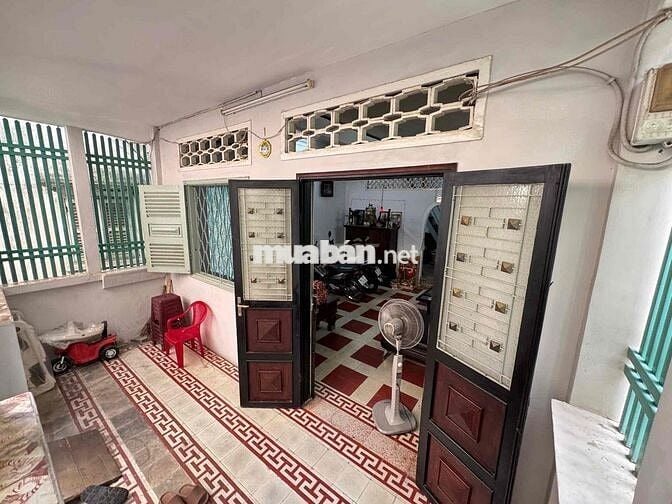 Nhà cấp 4 70m2 1 trệt 1 lửng Hoàng Hoa Thám,p5, Bình Thsnhk
