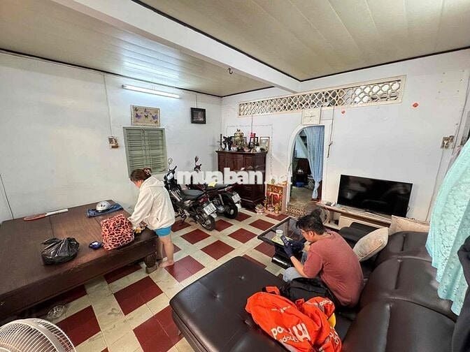 Nhà cấp 4 70m2 1 trệt 1 lửng Hoàng Hoa Thám,p5, Bình Thsnhk