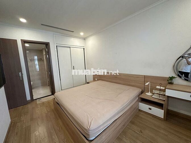Giá tốt tại Vinhomes Gardenia Mỹ Đình 80m2 2PN đủ đồ đẹp chỉ 15,5tr/th