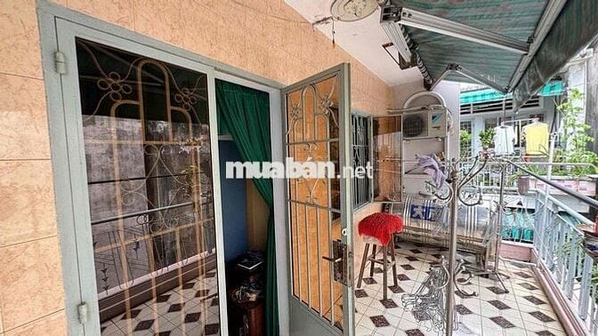 Nhà cấp 4 70m2 1 trệt 1 lửng Hoàng Hoa Thám,p5, Bình Thsnhk