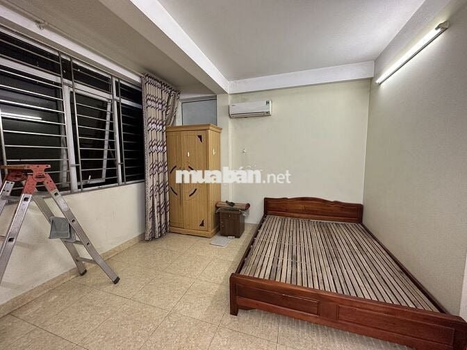 Phòng trọ tầng 2, 25m2, đường Lê Trọng Tấn, Hà Đông