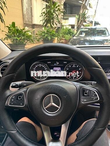 Mercedes Benz E Class 2018 E200 - 131000 km