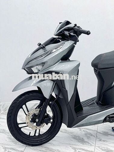 Cần bán vario 150 Q8