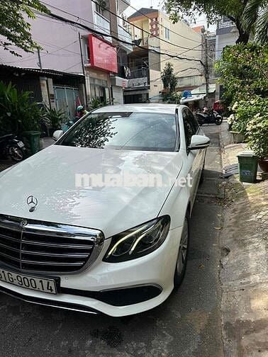 Mercedes Benz E Class 2018 E200 - 131000 km