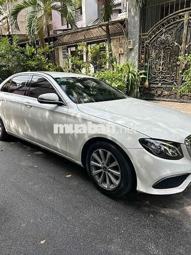 Mercedes Benz E Class 2018 E200 - 131000 km