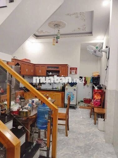 Cần bán nhà ở Quận 6 - 20m2/1ty85, 1T1L (3PN, 2WC)