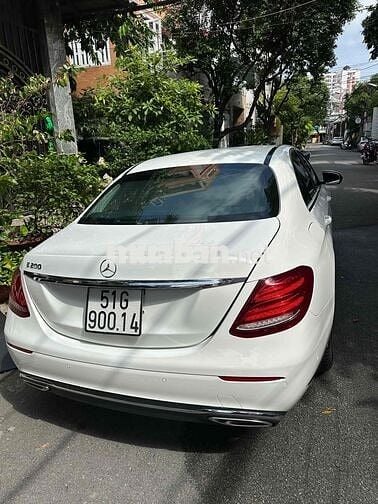 Mercedes Benz E Class 2018 E200 - 131000 km
