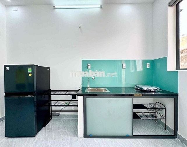 Studio ban công, máy giặt sấy riêng, full NT mới 100%, ngay 7 Hiền