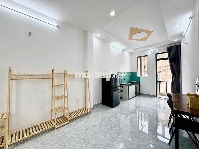 Studio ban công, máy giặt sấy riêng, full NT mới 100%, ngay 7 Hiền
