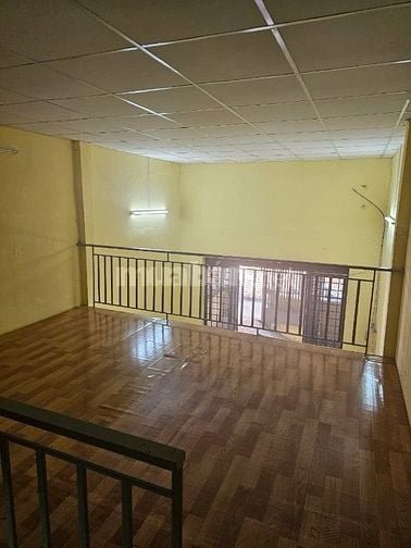 NGAY bệnh viện Hồng Đức! Nhà DT:4x14,5m, 2 mặt hẻm Thống Nhất, P11