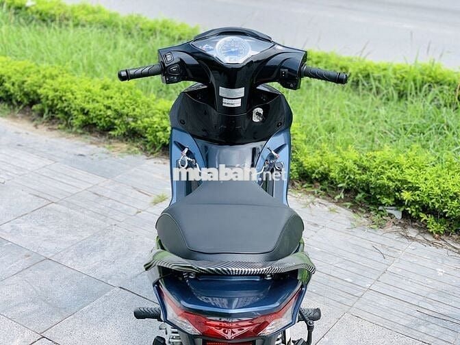 HONDA FUTURE 125 FI KIM PHUN ĐIỆN TỬ 2024 XE ZIN