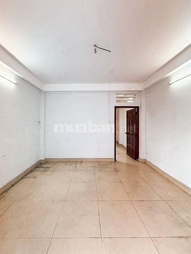 Bán nhà 4 tầng-80m2 đất- gần Ngã Tư Phú Nhuận