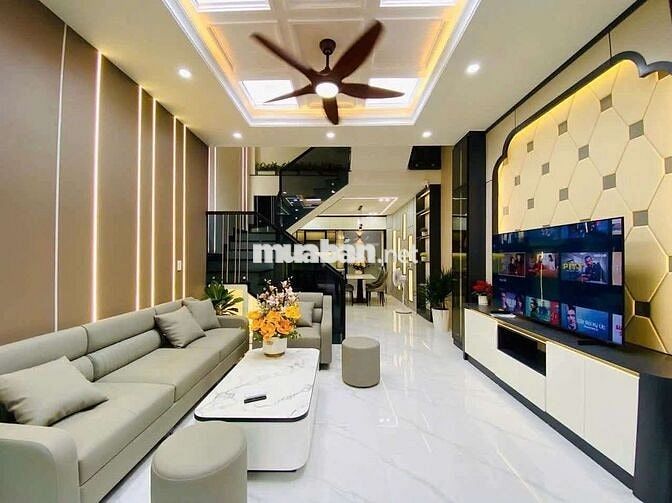 Nhà Tân Cổ Điển Đẹp có sân oto cách biển 300m đườg Dương Đức Hiền 7450