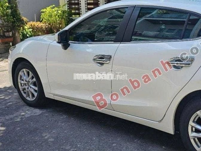 Mazda 3 Hatchback sx 2017 đăng ký lần đầu 2018