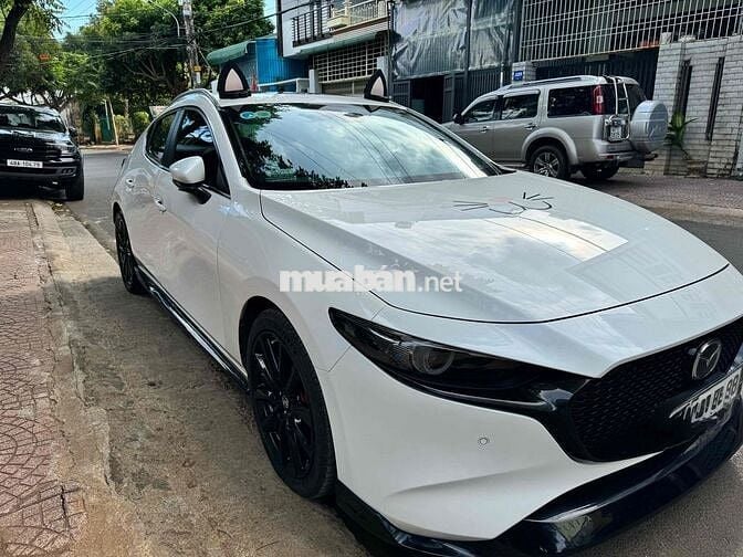 Mazda 3 2020 Sport 1.5L Premium - 78000 km
