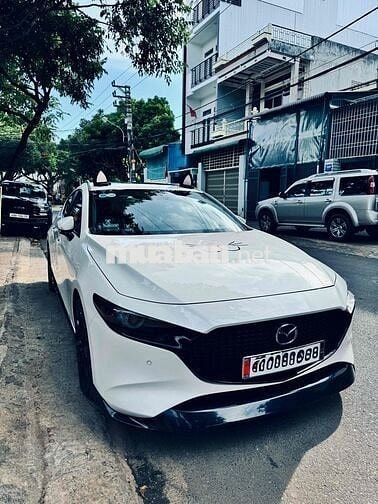 Mazda 3 2020 Sport 1.5L Premium - 78000 km
