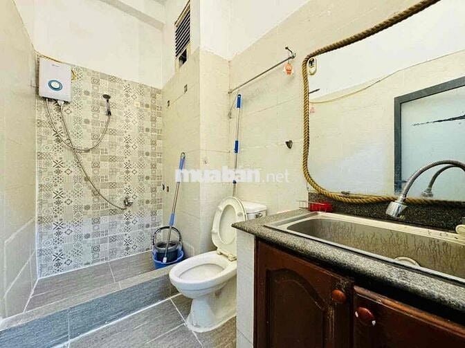 CHO THUÊ DUPLEX FULL NỘI THẤT NGAY CHỢ TÂN ĐỊNH QUẬN 1- Ở 4 NGƯỜI 4 XE